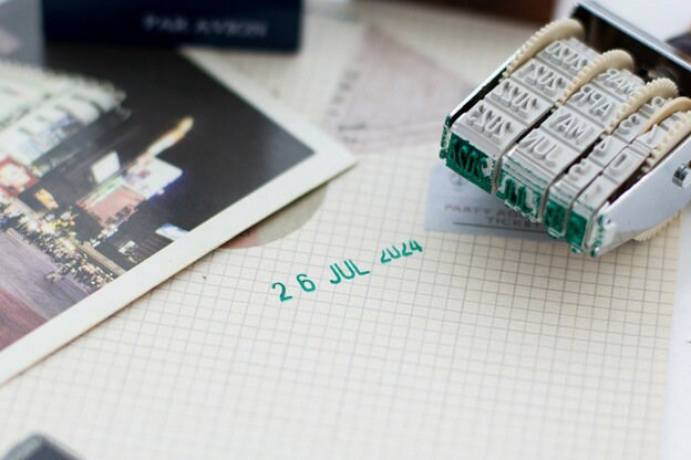Retro Wooden Rolling Date Stamp, Desk Calendar