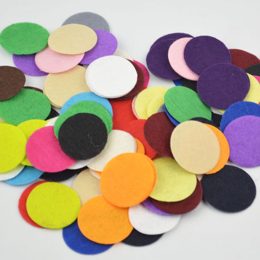 300 Felt Circles, 3cm Wool Felt Shapes for Craft Projects